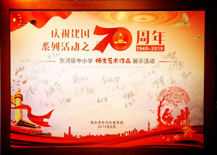 江西新余火灾事故致39人死亡，有参加培训的高职院校学生遇难，江西新余市长鞠躬致歉！